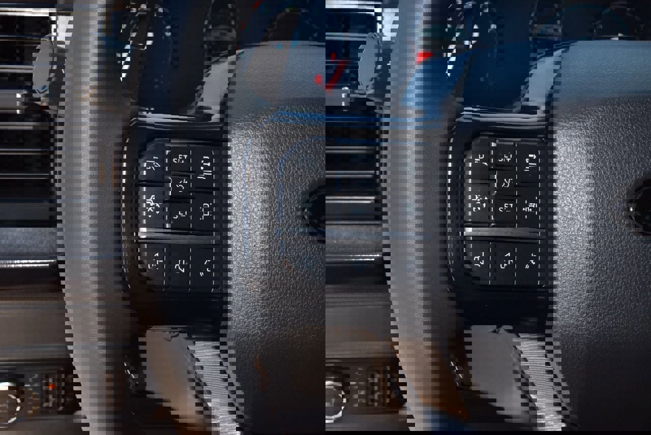 Certified 2025 Ford F150 Raptor w/ Equipment Group 803A Raptor R AWD/4WD image 25