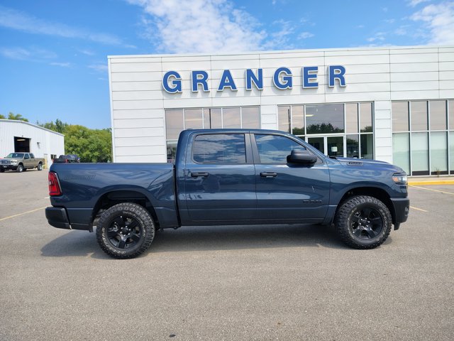Used 2025 RAM 1500 Warlock AWD/4WD image 6