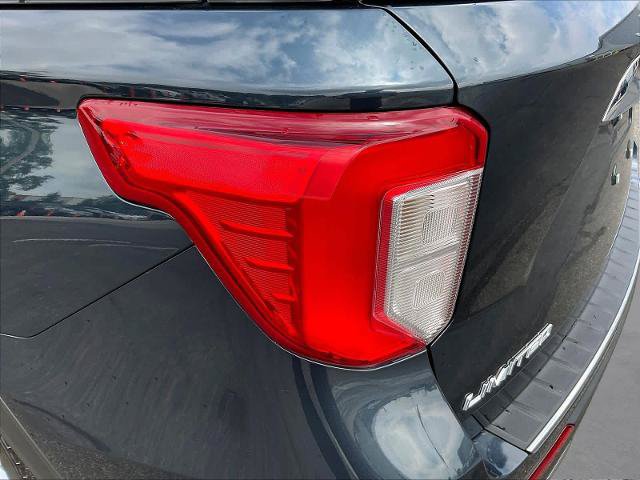 Certified 2022 Ford Explorer Limited w/ Class IV Trailer Tow Package AWD/4WD image 25