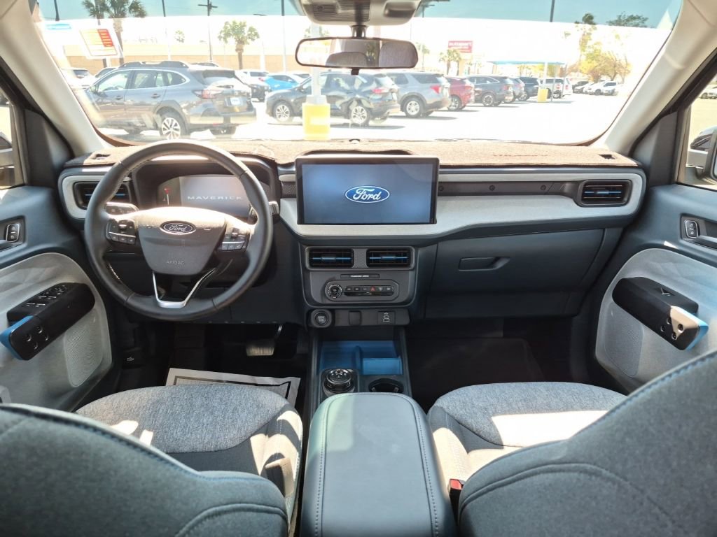 Certified 2025 Ford Maverick XLT w/ XLT Luxury Package FWD image 12