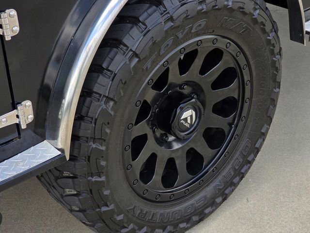 Certified 2024 Ford F350 Platinum w/ FX4 Off-Road Package AWD/4WD image 16