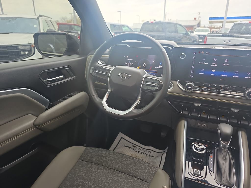 Used 2024 Chevrolet Colorado ZR2 w/ Technology Package image 27