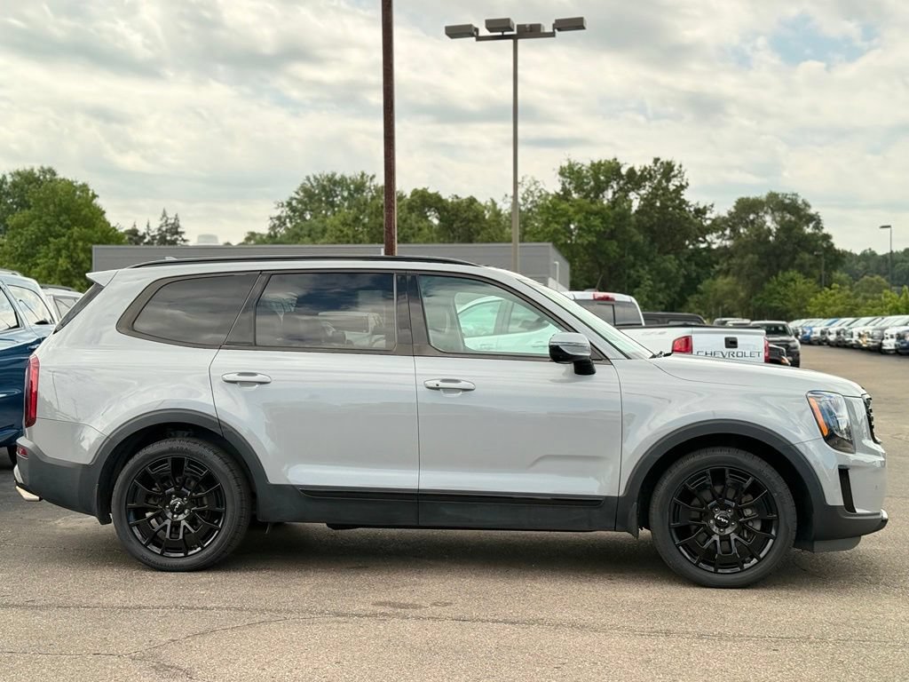 Used 2022 Kia Telluride SX w/ SX Prestige Package AWD/4WD image 32