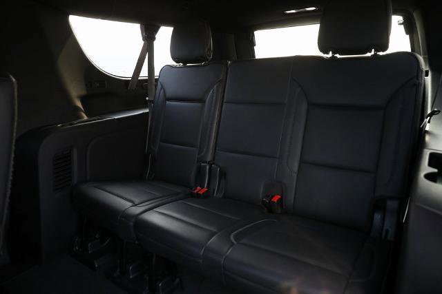 Used 2022 GMC Yukon XL Denali image 32