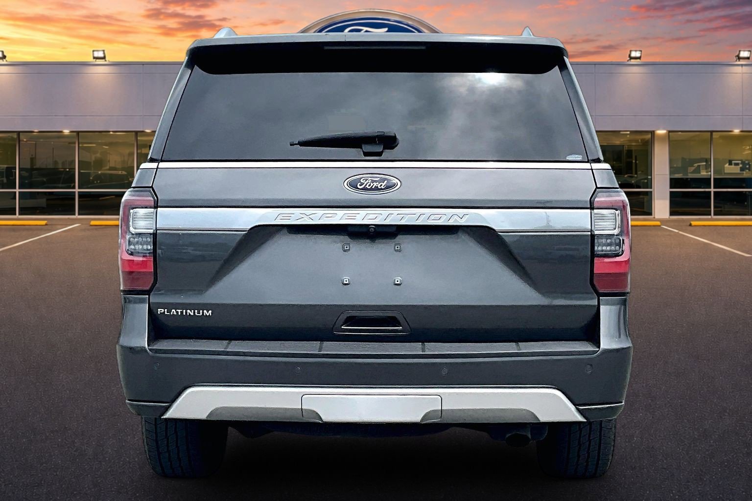 Certified 2020 Ford Expedition Platinum AWD/4WD image 4