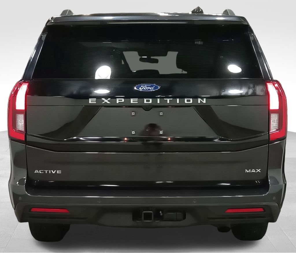 Certified 2025 Ford Expedition Max Active AWD/4WD image 5