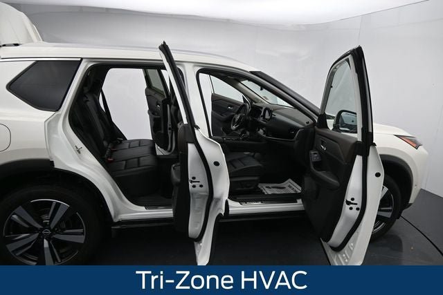 Used 2023 Nissan Rogue SL w/ SL Premium Package AWD/4WD image 13