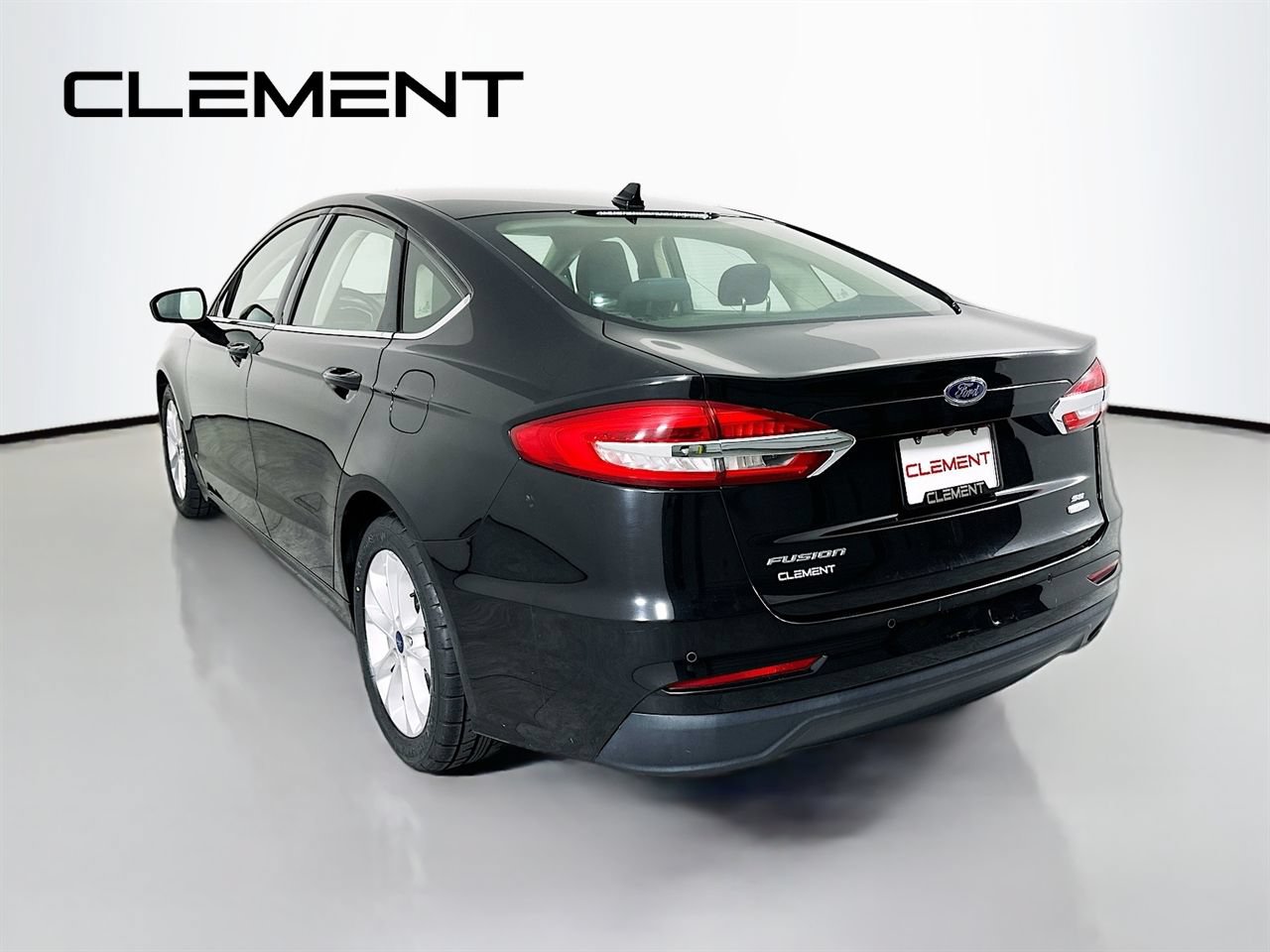 Certified 2020 Ford Fusion SE FWD image 10