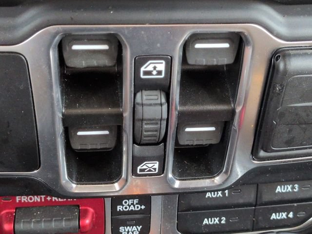 Used 2023 Jeep Wrangler Unlimited Rubicon AWD/4WD image 23