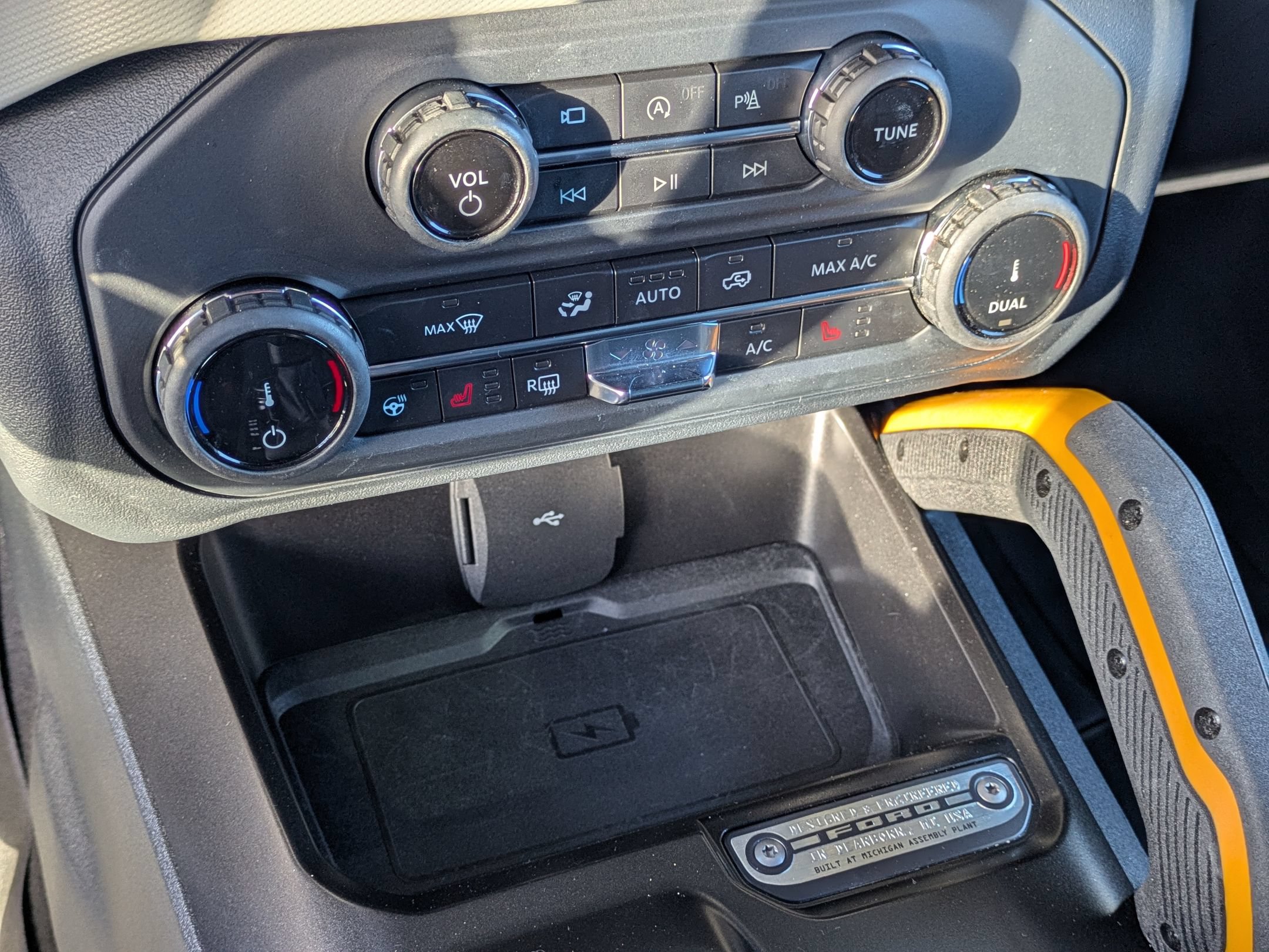 Certified 2022 Ford Bronco Badlands AWD/4WD image 25