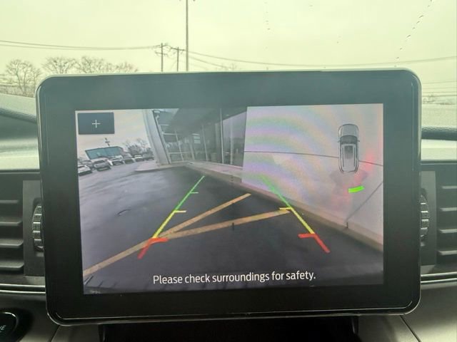 Certified 2023 Ford Explorer XLT image 12