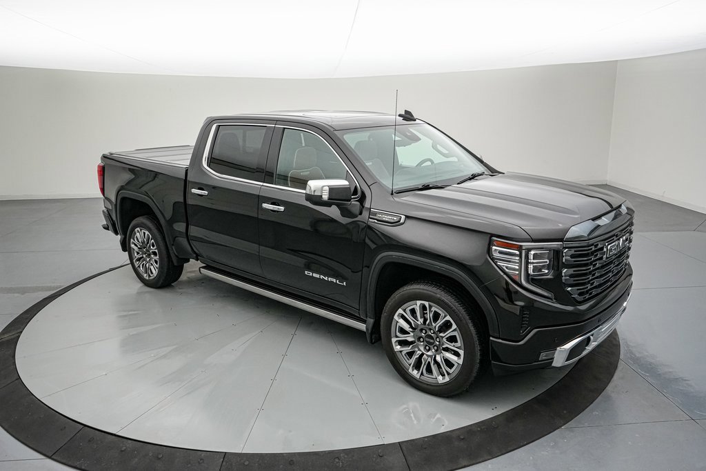 Used 2023 GMC Sierra 1500 Denali Ultimate image 8