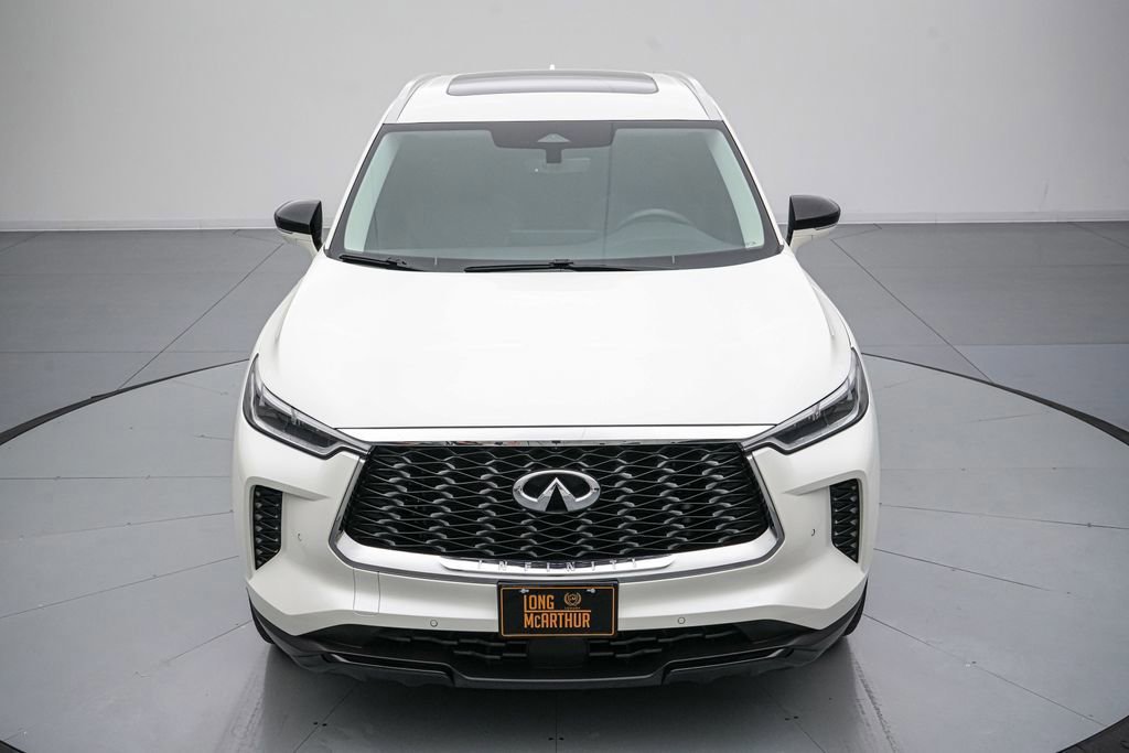 Used 2023 INFINITI QX60 Luxe w/ Cargo Package FWD image 9