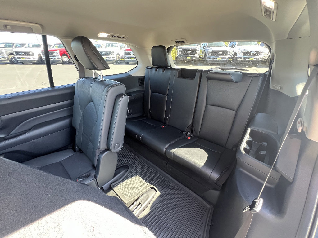 Used 2024 Toyota Grand Highlander AWD image 31