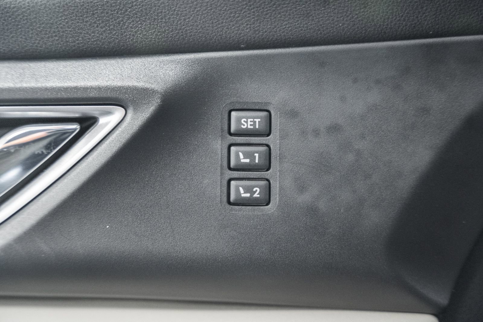 Used 2021 Subaru Ascent Limited AWD/4WD image 46