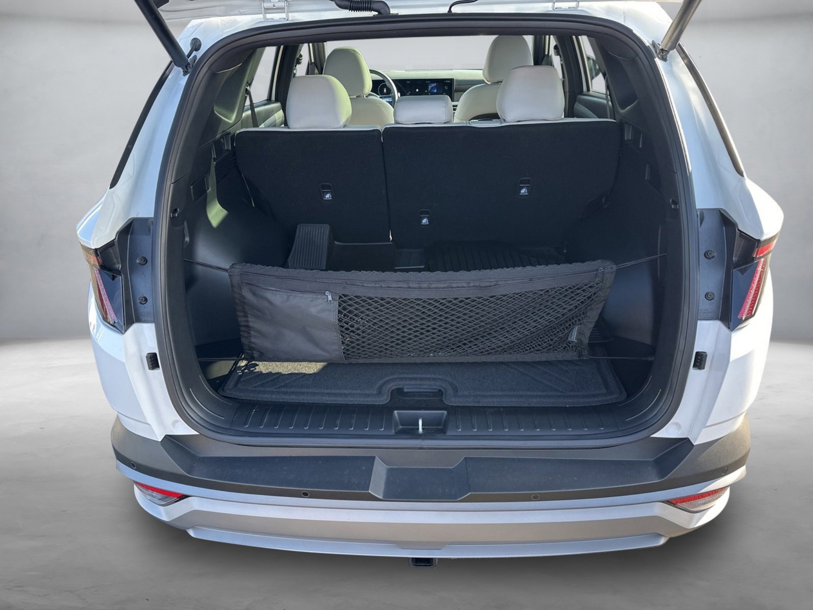 Used 2025 Hyundai Tucson Limited image 23