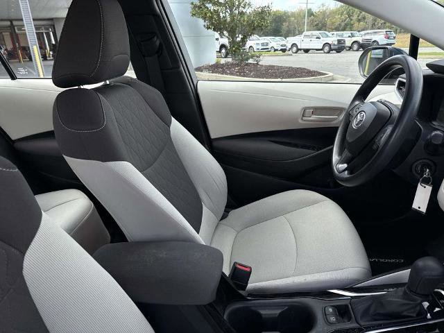 Used 2022 Toyota Corolla LE image 10