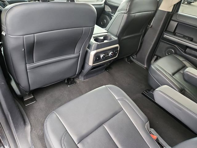 Certified 2024 Ford Expedition XLT image 13