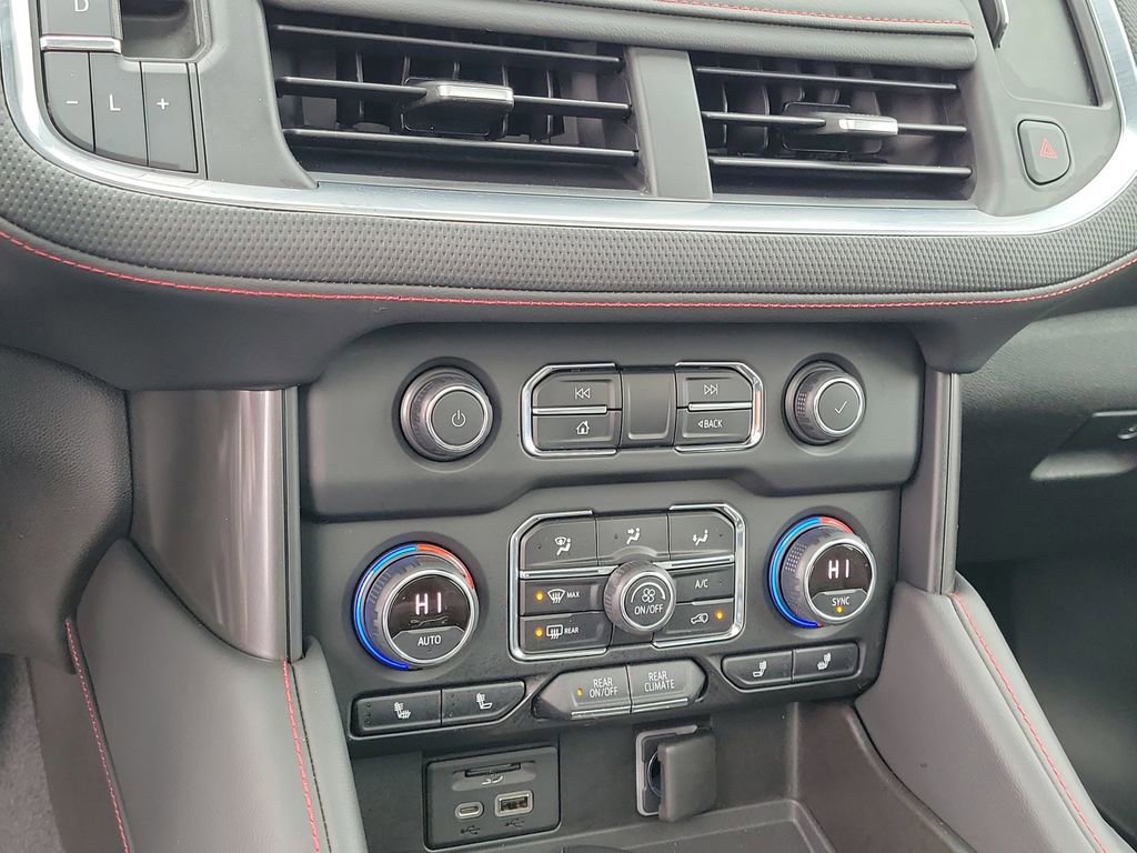 Used 2021 Chevrolet Tahoe RST w/ Luxury Package image 27