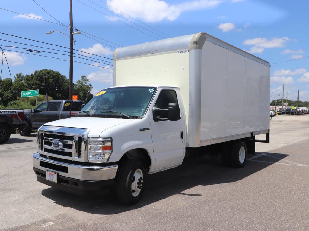 Certified 2024 Ford E-350 and Econoline 350 Super Duty w/ Power Windows & Locks Group RWD image 6