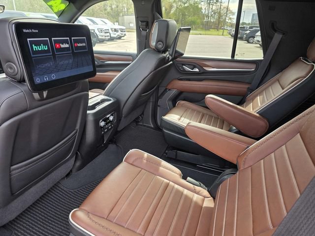 Used 2024 GMC Yukon Denali Ultimate AWD/4WD image 11