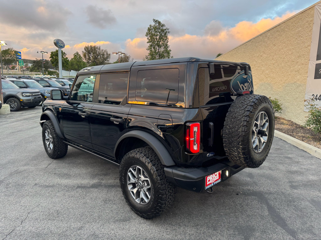 Certified 2025 Ford Bronco Badlands AWD/4WD image 9