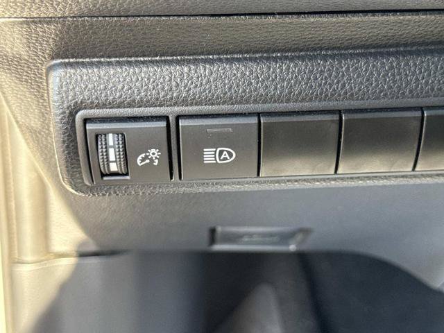 Used 2024 Toyota Corolla LE FWD image 15