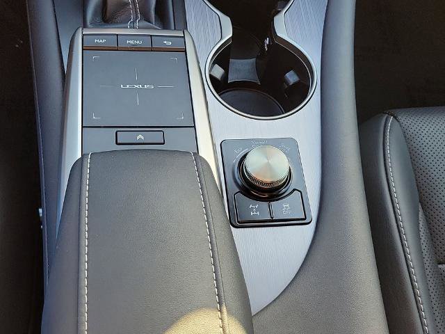 Used 2022 Lexus RX 350 F Sport w/ Accessory Package AWD/4WD image 33