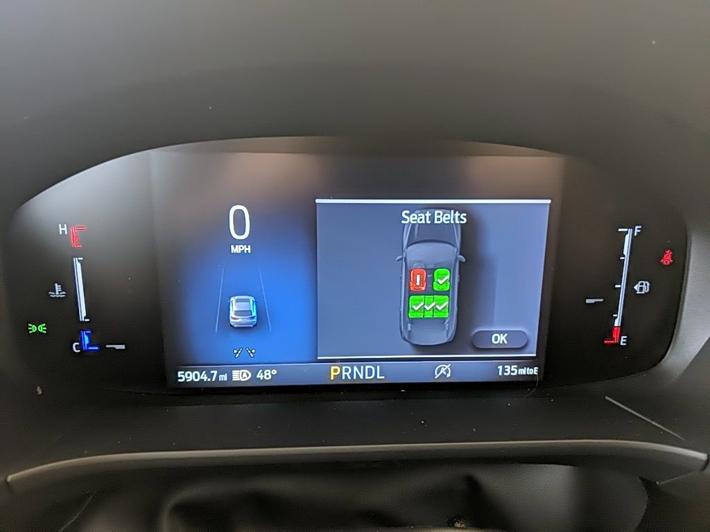 Certified 2025 Ford Escape ST-Line w/ Cold Weather Package image 26