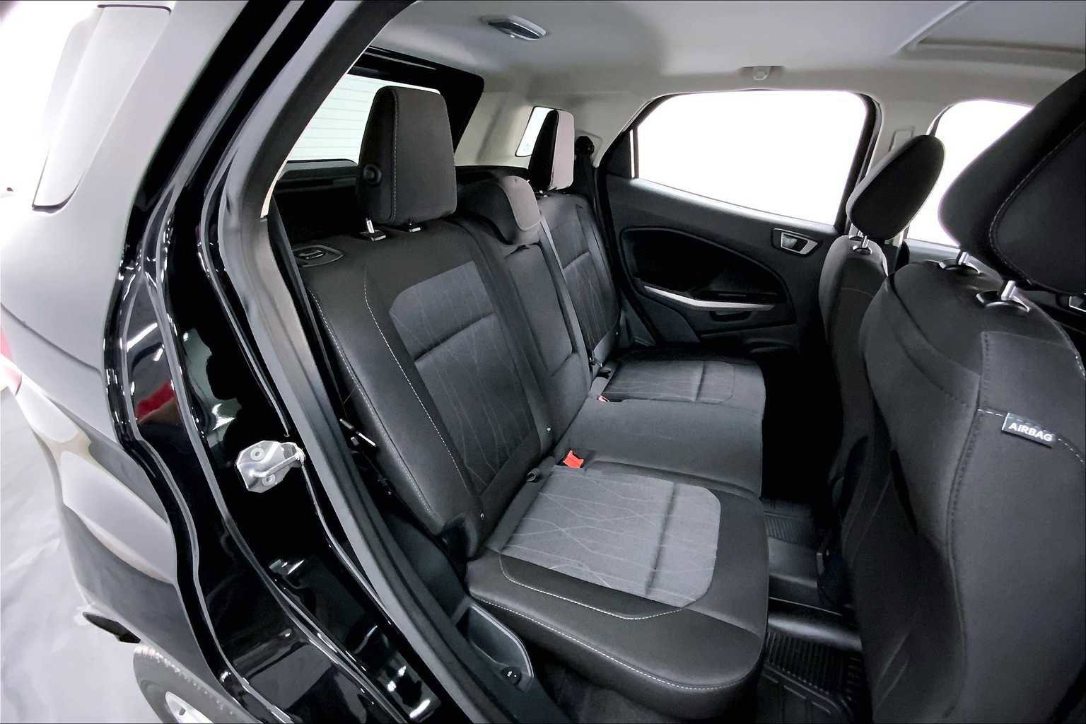 Certified 2022 Ford EcoSport SE w/ SE Convenience Package image 17