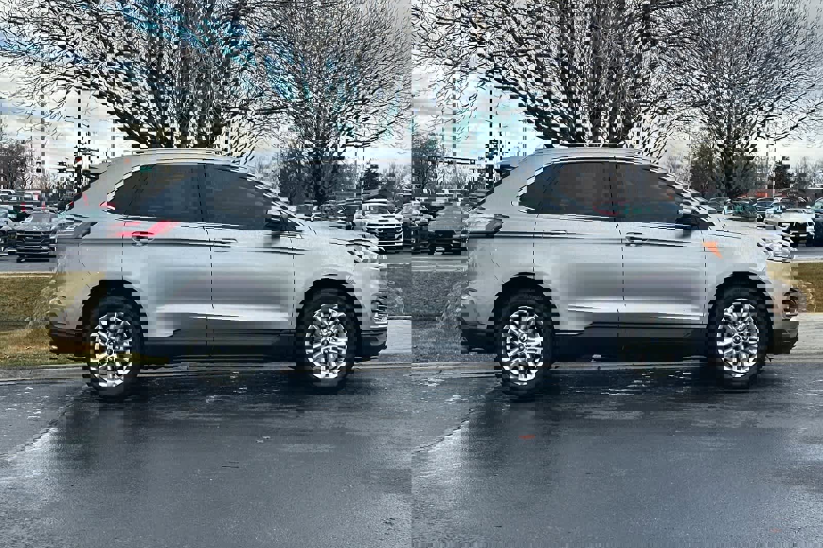 Certified 2020 Ford Edge SEL w/ Convenience Package image 6