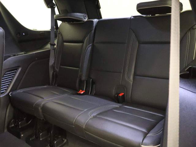Used 2024 Chevrolet Tahoe Premier w/ Advanced Technology Package AWD/4WD image 19