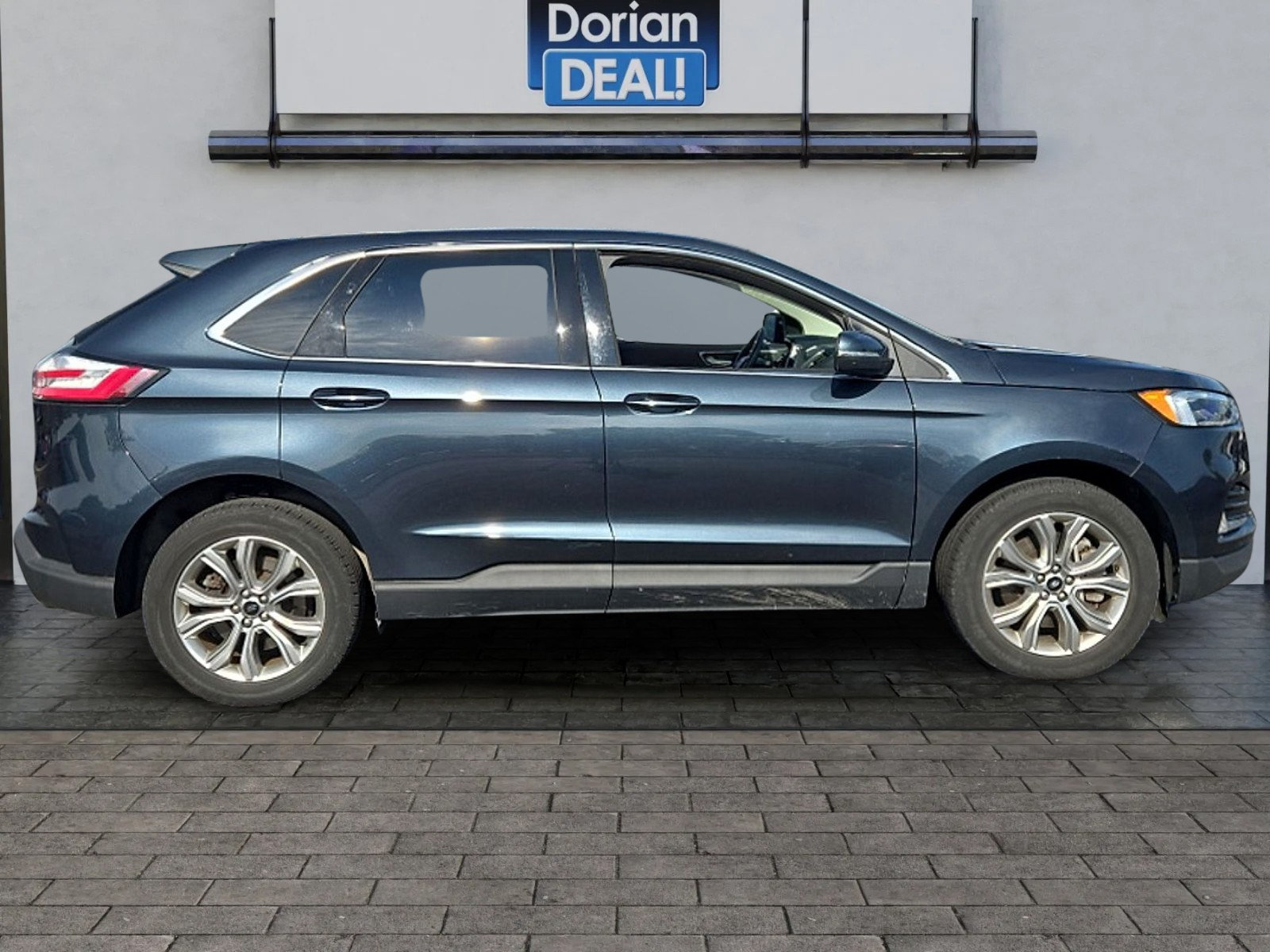 Certified 2023 Ford Edge Titanium w/ Equipment Group 301A AWD/4WD image 2