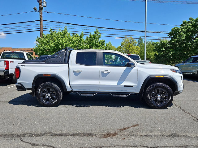 Used 2024 GMC Canyon Elevation w/ Convenience Package AWD/4WD image 10