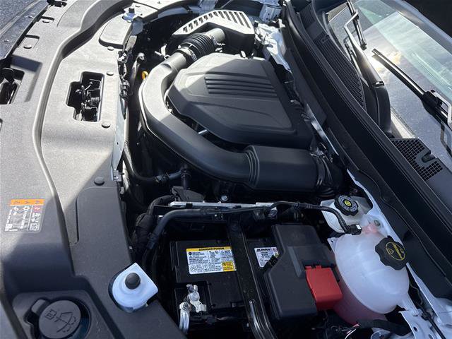 Used 2026 Chevrolet Traverse RS w/ LPO, Floor Liner Package FWD image 32