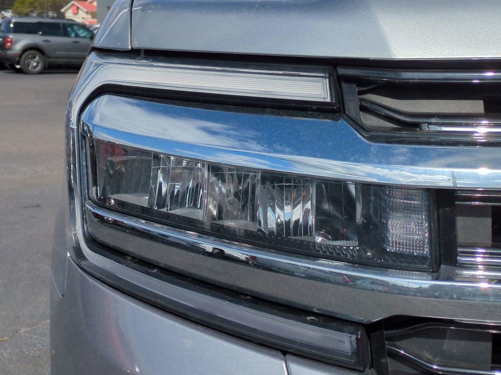 Certified 2024 Ford Expedition Limited image 9