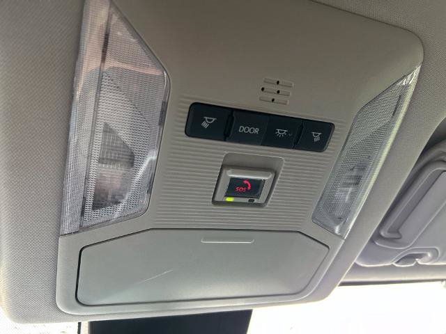 Used 2025 Toyota RAV4 XLE FWD image 38