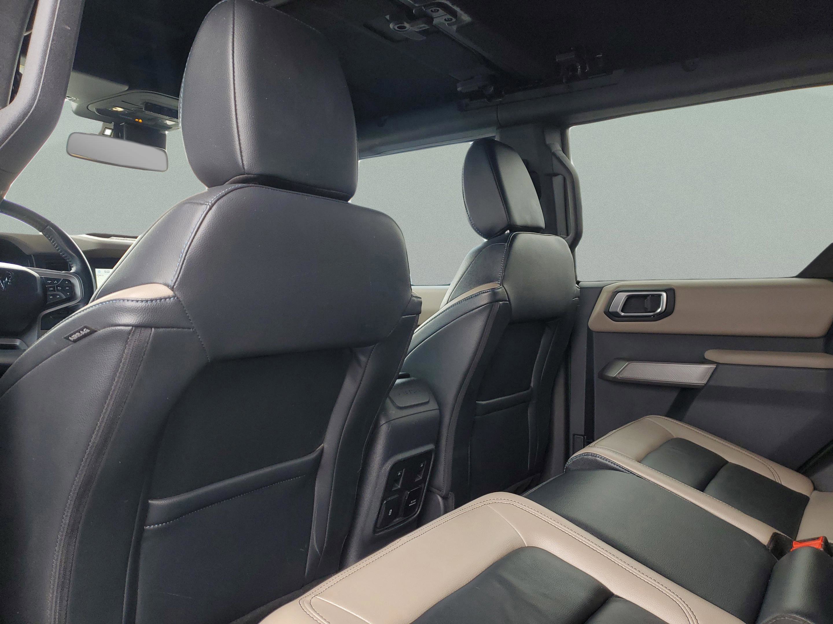 Certified 2023 Ford Bronco Wildtrak image 9