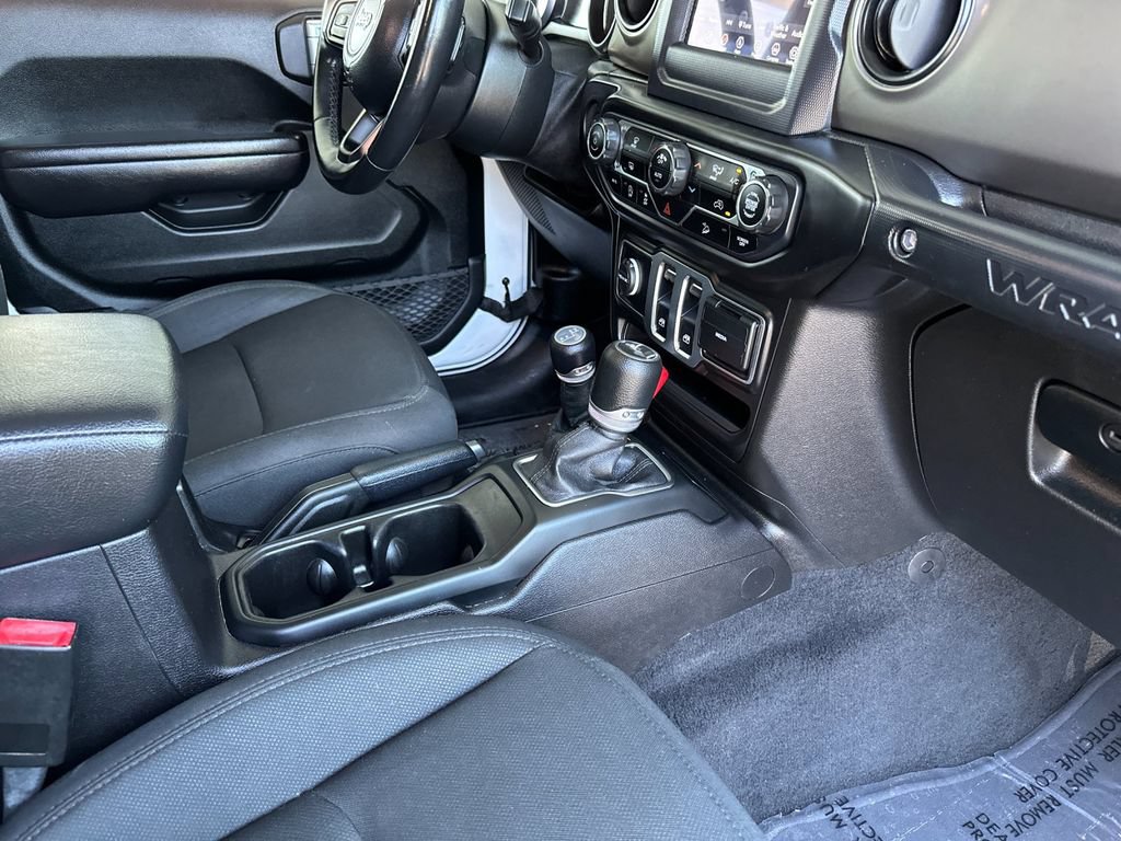 Used 2020 Jeep Wrangler Sport AWD/4WD image 14