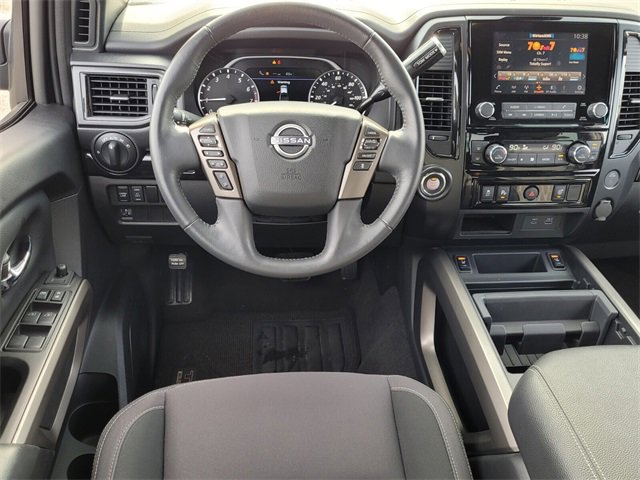 Used 2024 Nissan Titan SV w/ SV Bronze Edition Package image 10