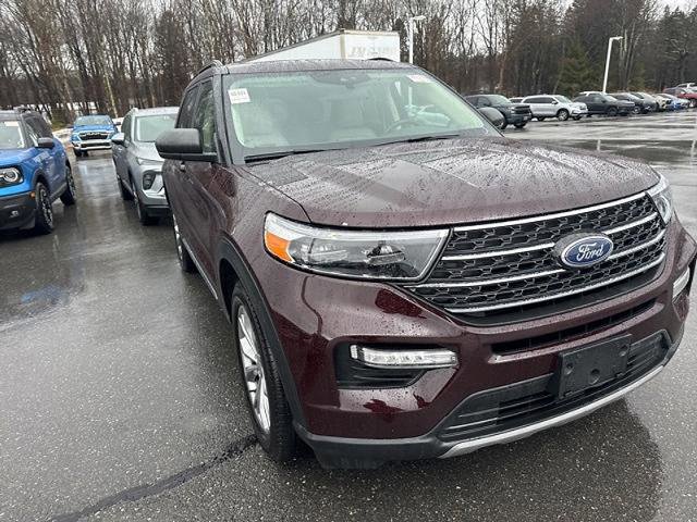 Certified 2023 Ford Explorer XLT w/ Equipment Group 202A AWD/4WD image 8