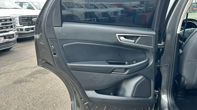 Certified 2018 Ford Edge SEL w/ Equipment Group 201A image 13