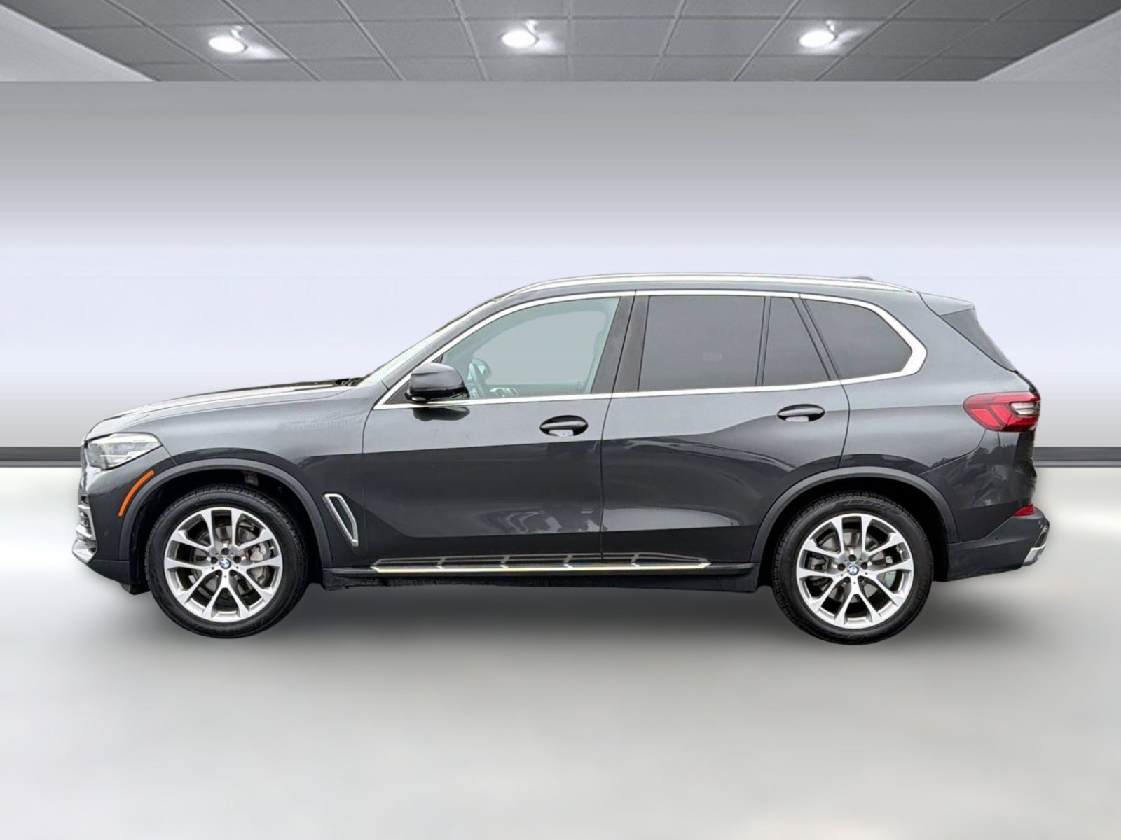 Used 2023 BMW X5 xDrive40i w/ Premium Package AWD/4WD image 2