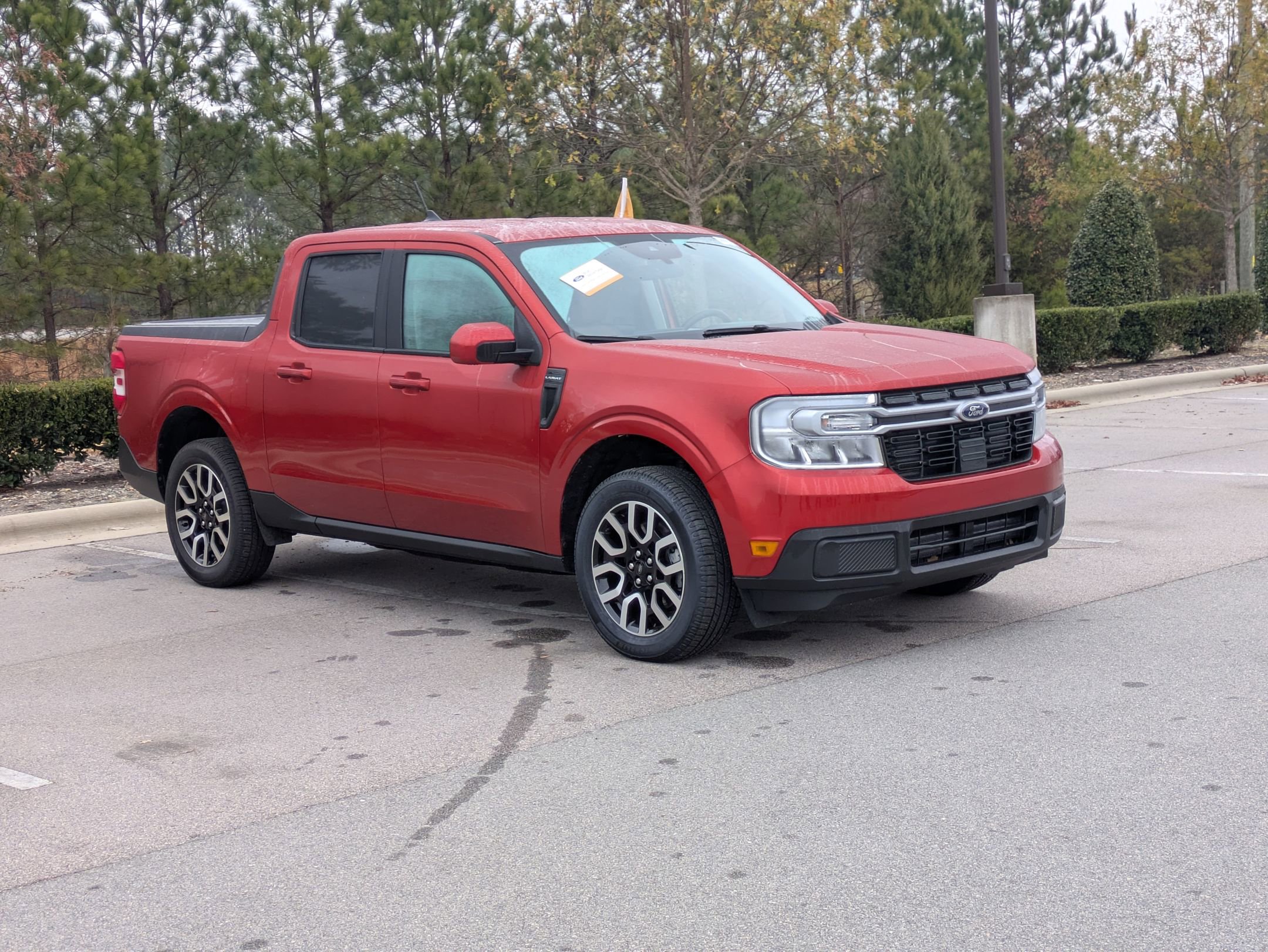 Certified 2023 Ford Maverick Lariat w/ Lariat Luxury Package image 2