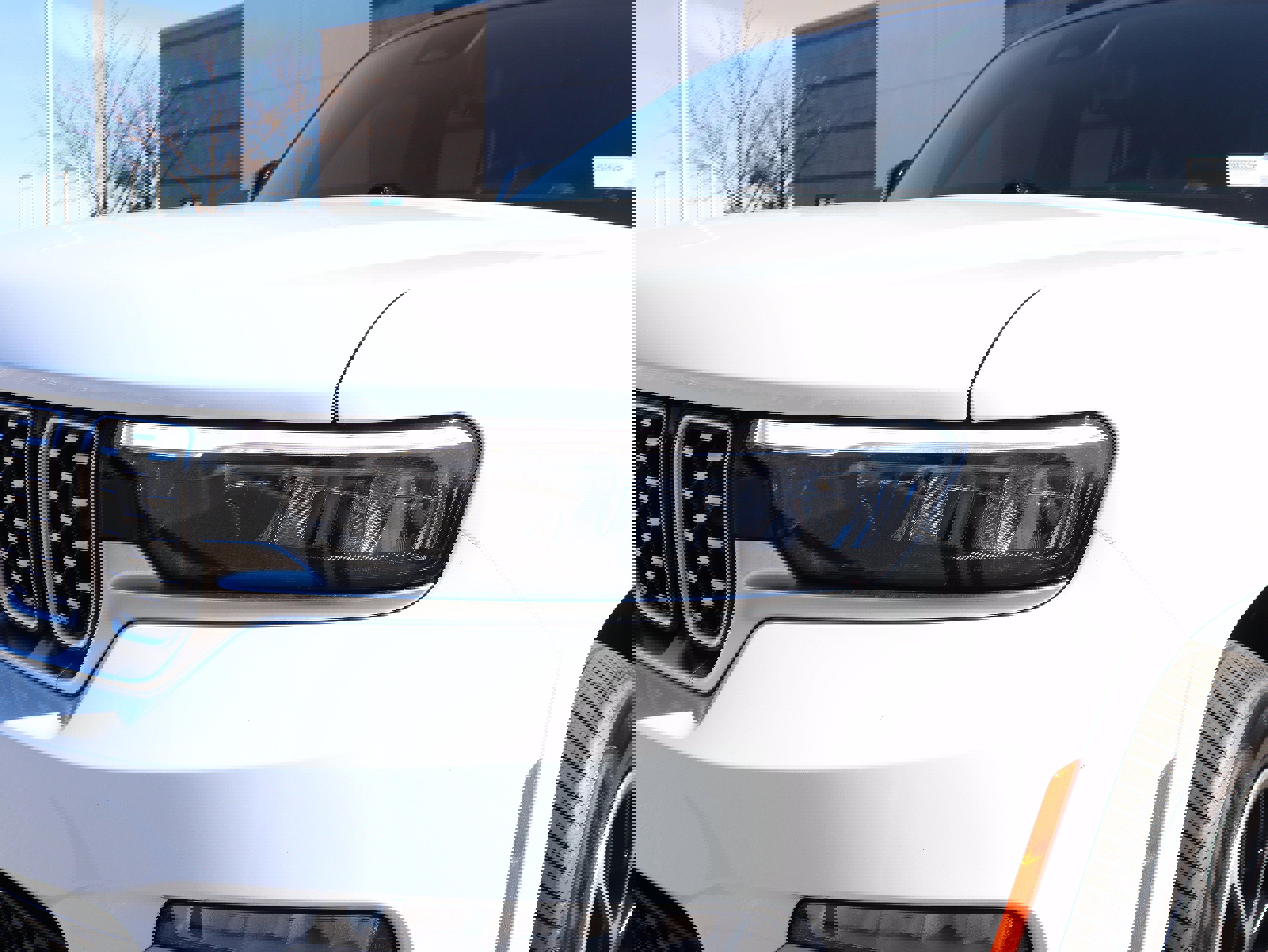 Used 2023 Jeep Grand Cherokee Summit image 14