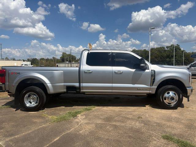 Certified 2024 Ford F350 Lariat AWD/4WD image 4