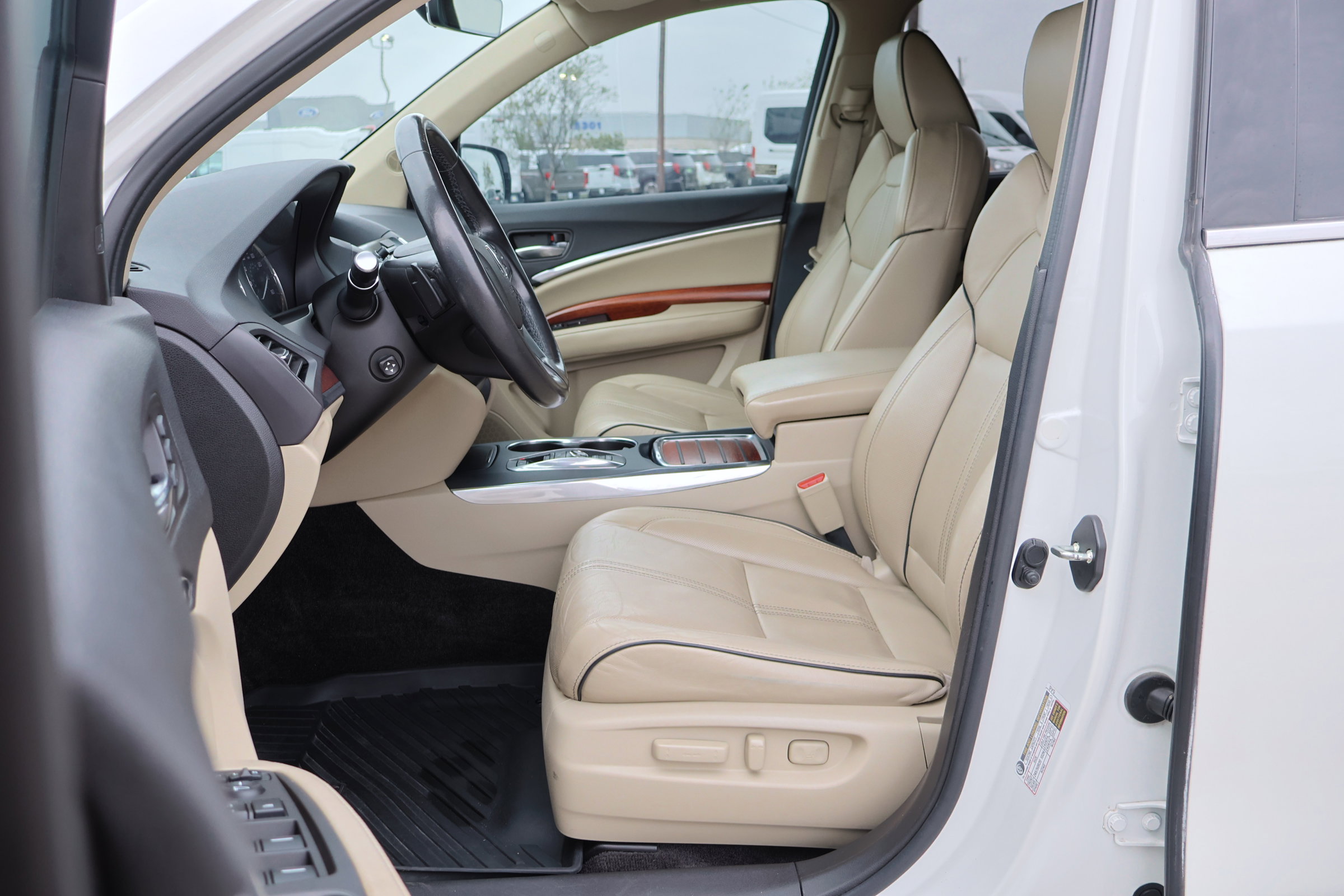 Used 2017 Acura MDX FWD w/ Advance Package image 14