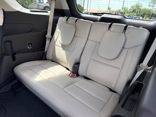 Certified 2023 Ford Explorer Platinum w/ Technology Package AWD/4WD image 6