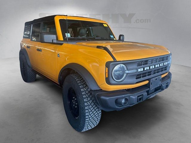 Certified 2022 Ford Bronco Black Diamond AWD/4WD image 2