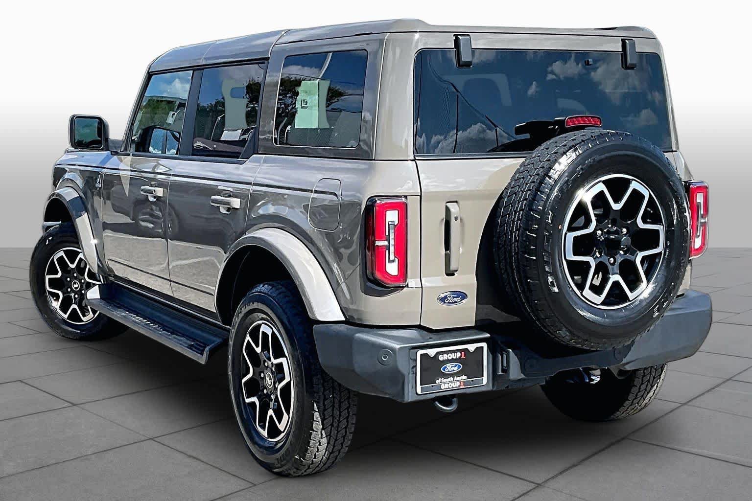 Certified 2025 Ford Bronco Outer Banks AWD/4WD image 6